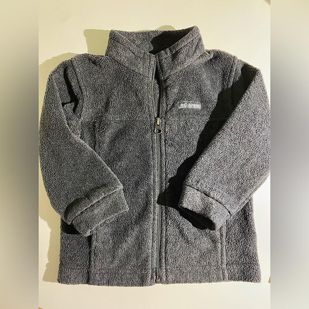 Columbia toddler fleece size 18-24 months, in excellent condition.